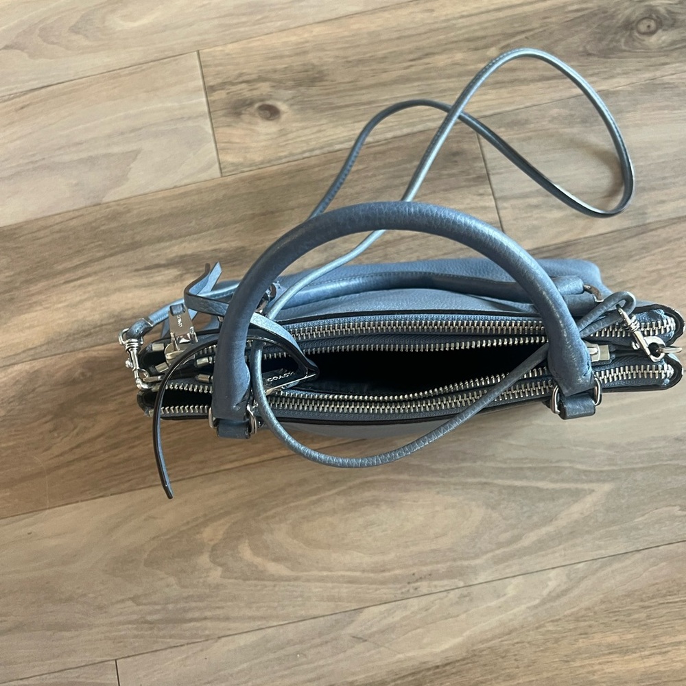 Coach Purse - Picture 2 of 4